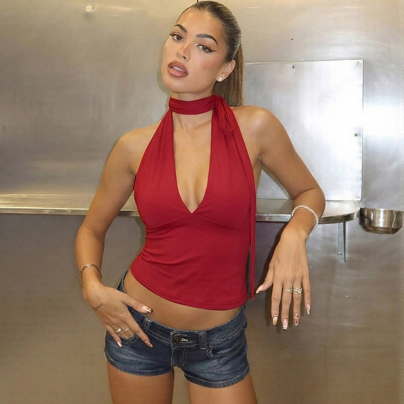 Deep V Backless Halter Top [LKF8G5M7]