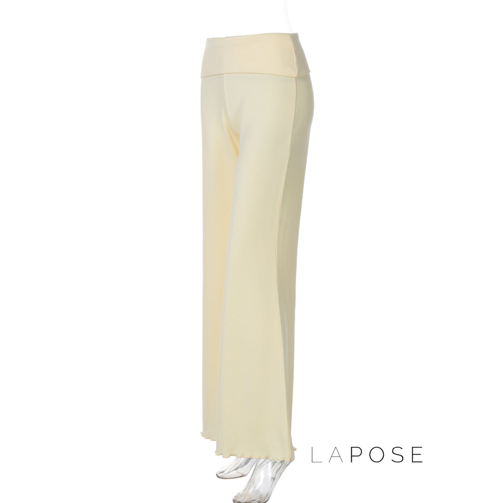Delylah Low-Rise Wavy Flared Pants [W6IDV3AW]