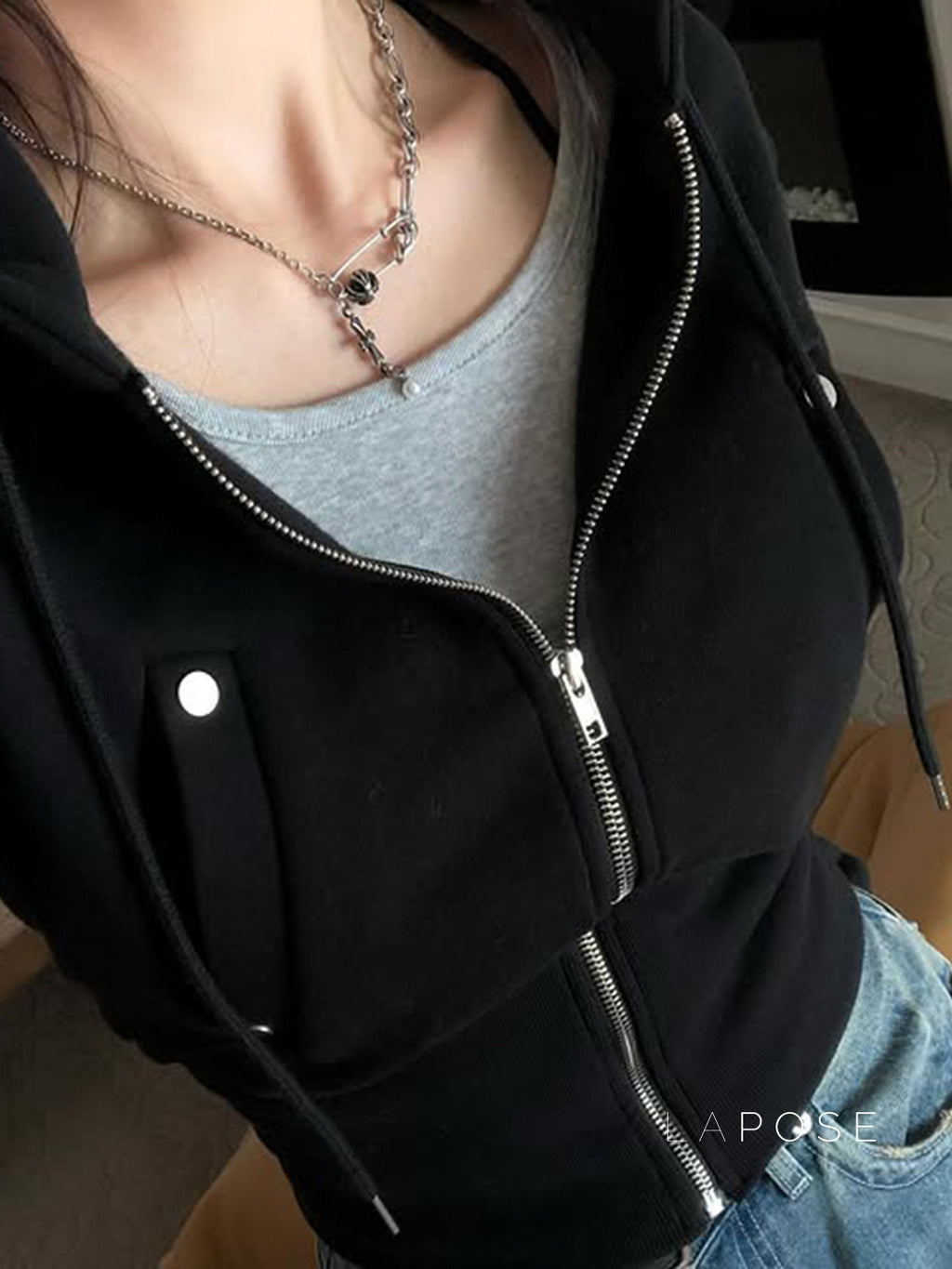 Dhanvi Slim Fit Zip Hoodie [QO3O1WDN]