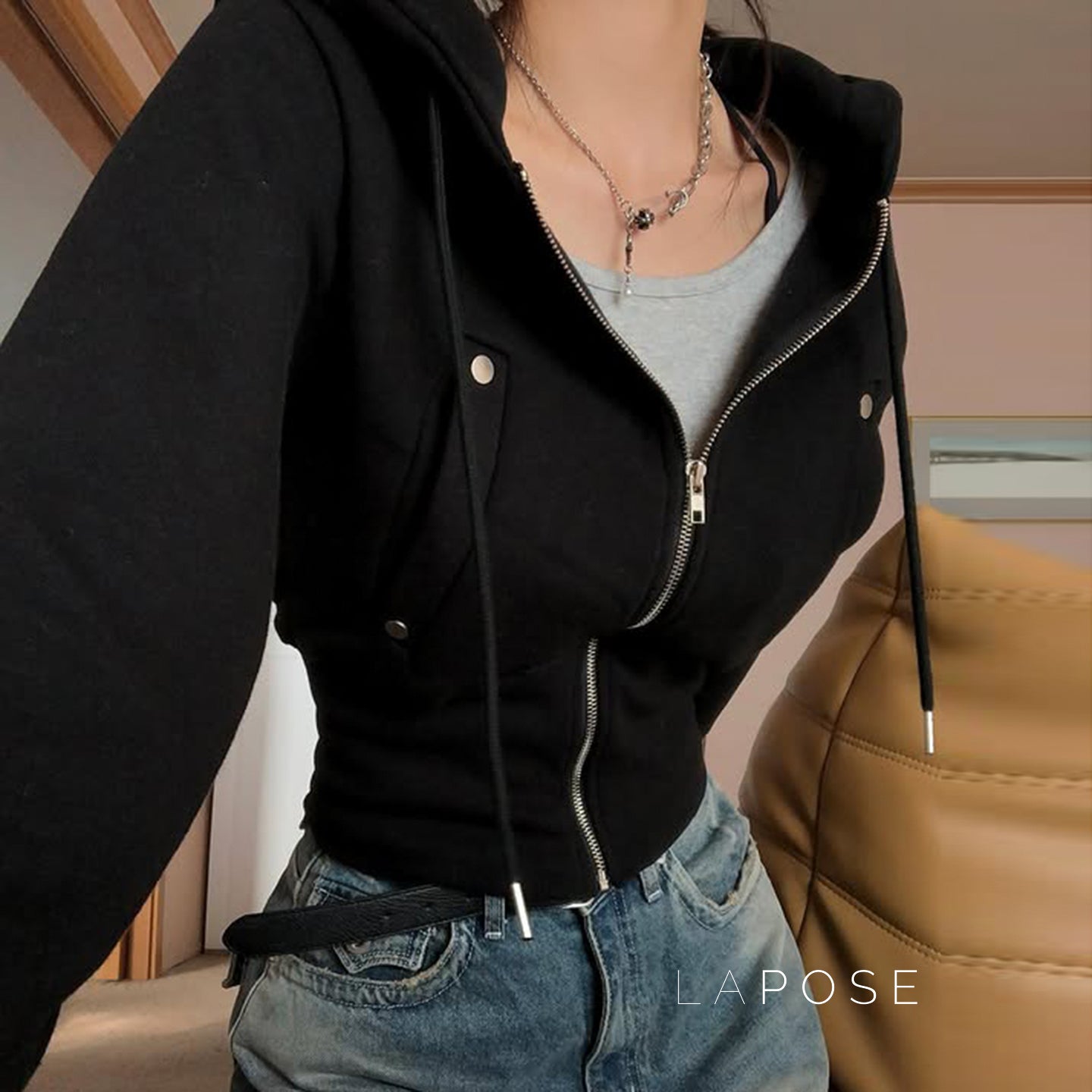 Dhanvi Slim Fit Zip Hoodie [U0A95DR8]