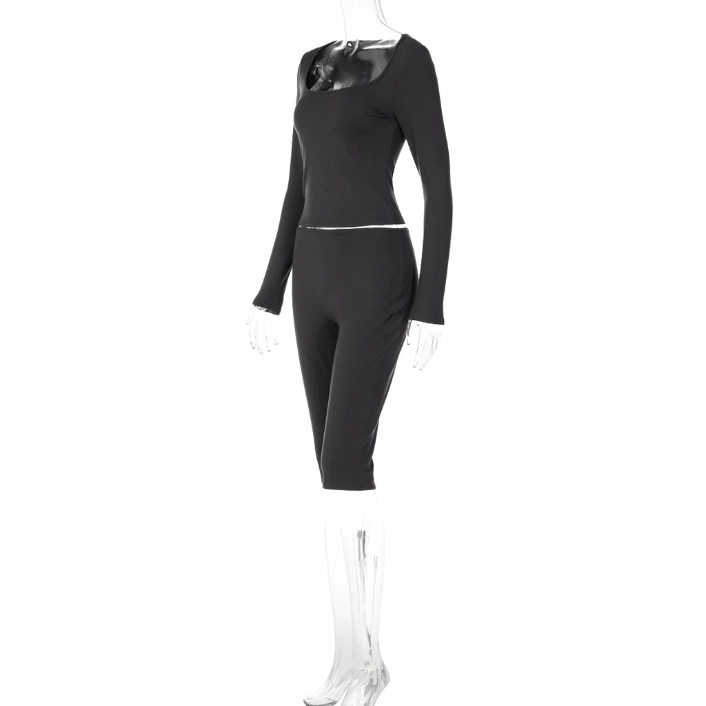 LaPose - Elanie Long Sleeve Capri Set
