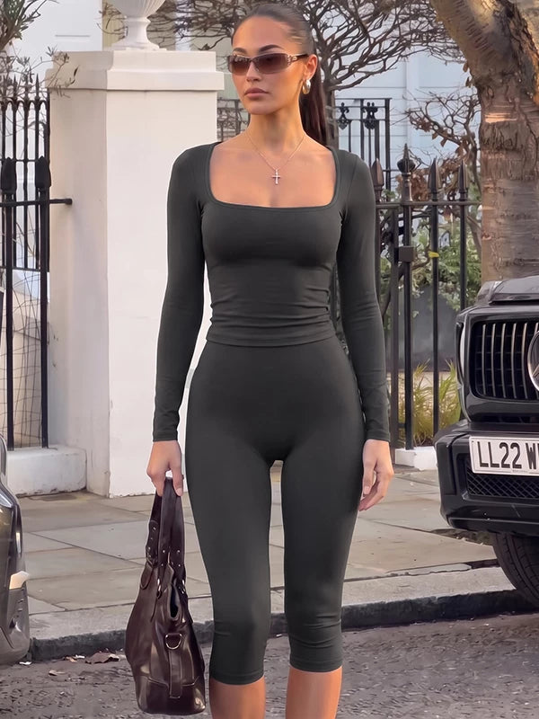 LaPose - Elanie Long Sleeve Capri Set