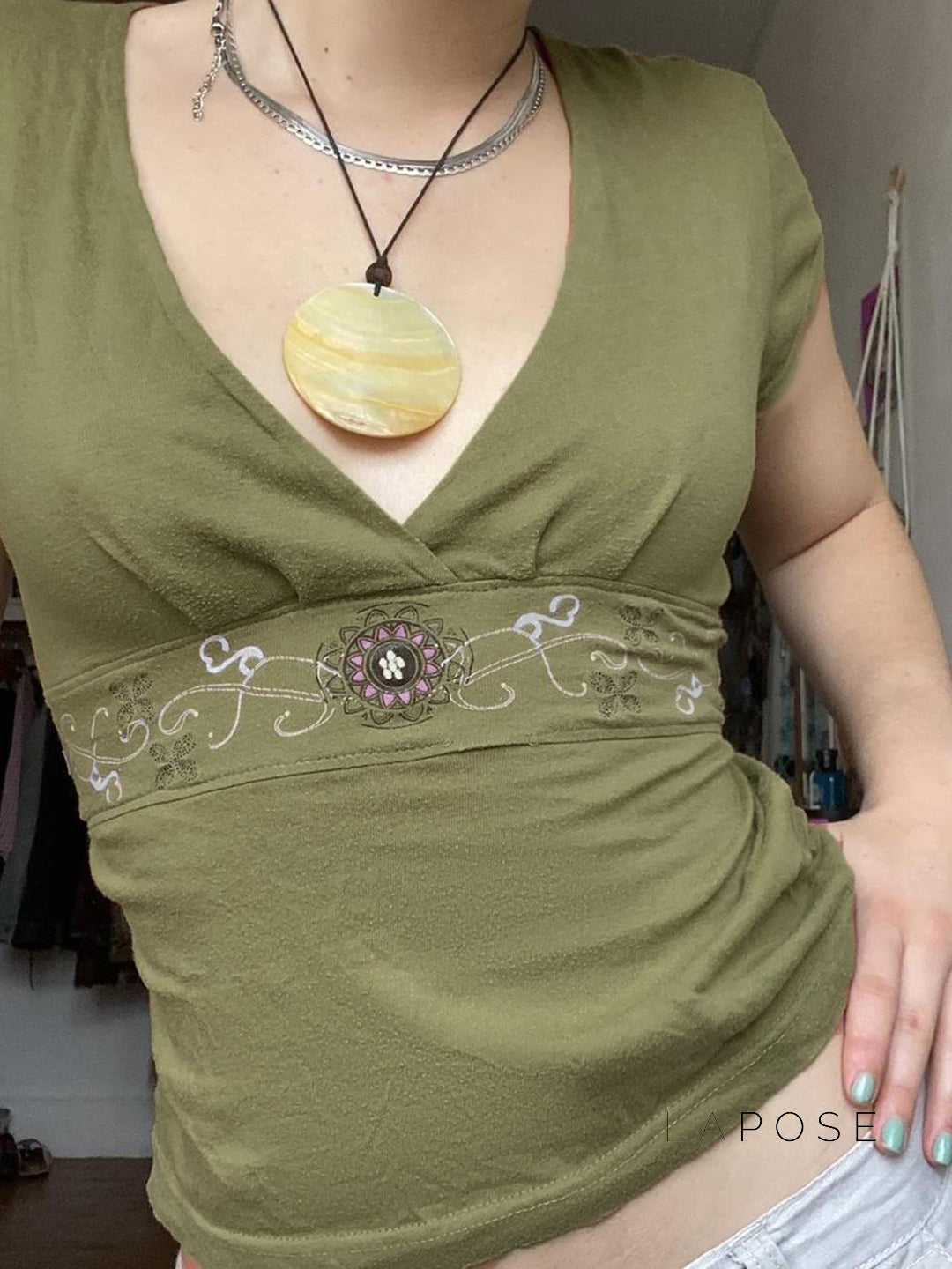 Elyzabeth Floral V-Neck Top [OTYR4W32]