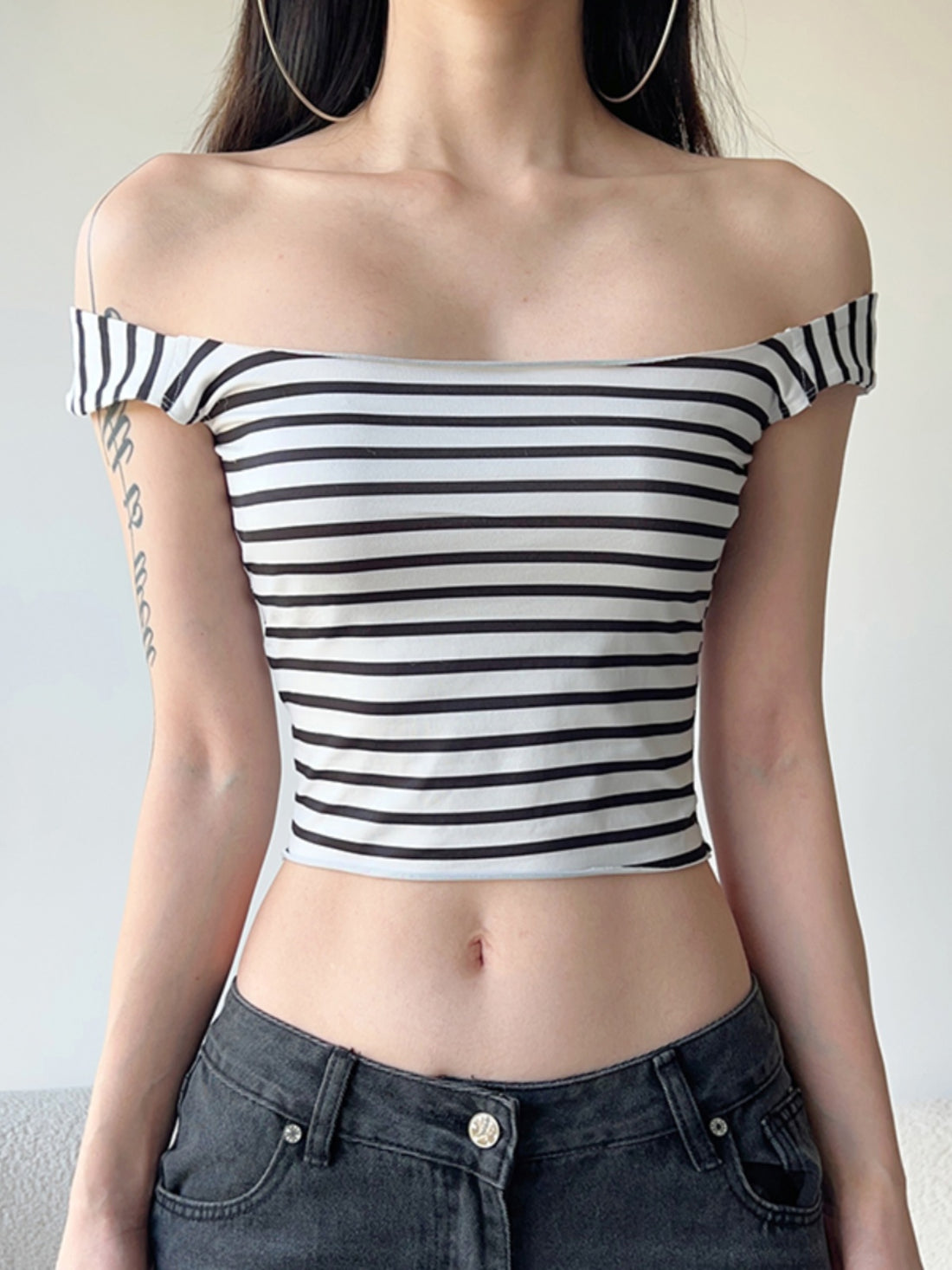 Emberlee Striped Square Neck Crop Top [MB9XGTJ4]