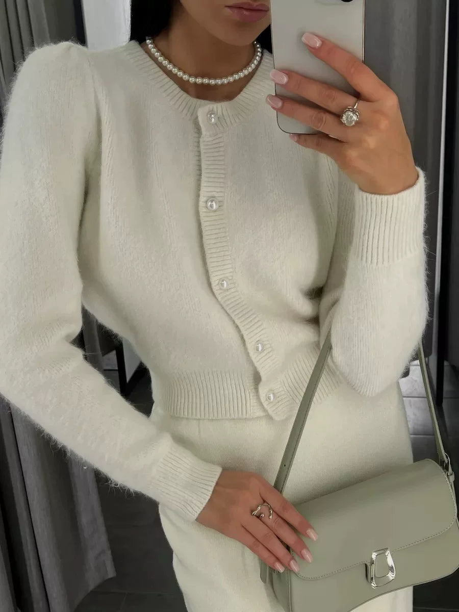 LaPose - Emberleigh Pearl Button Knit Cardigan