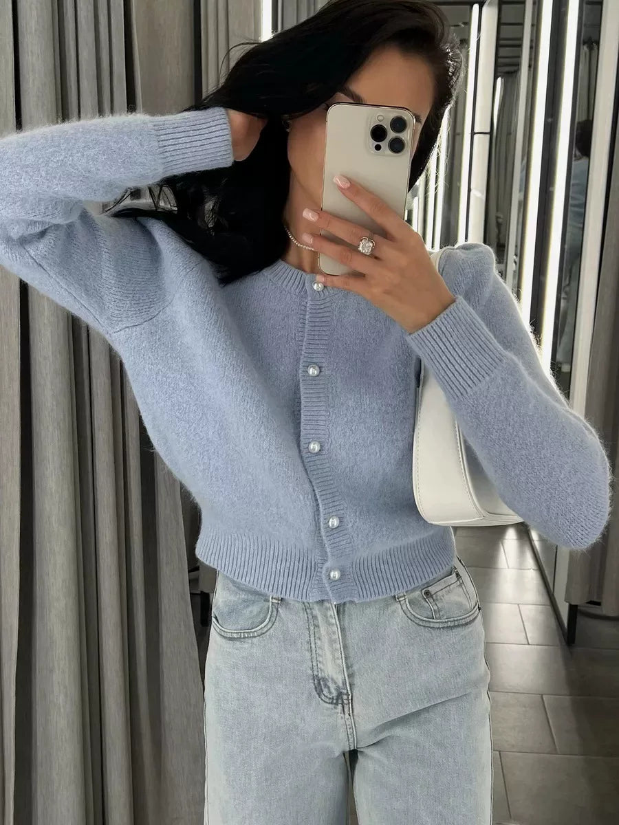 LaPose - Emberleigh Pearl Button Knit Cardigan