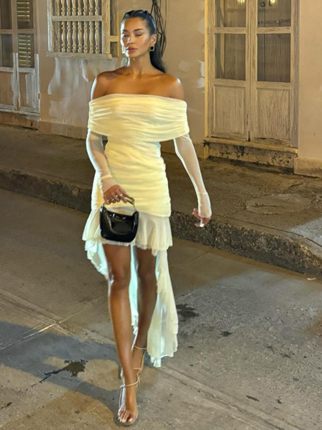 Emely Off-Shoulder Ruched Gown [G5XU6O6H]
