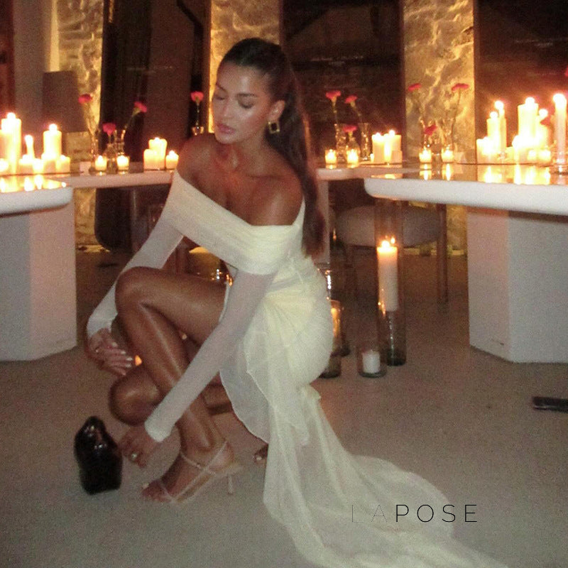 Emely Off-Shoulder Ruched Gown [Y2NYVQFQ]