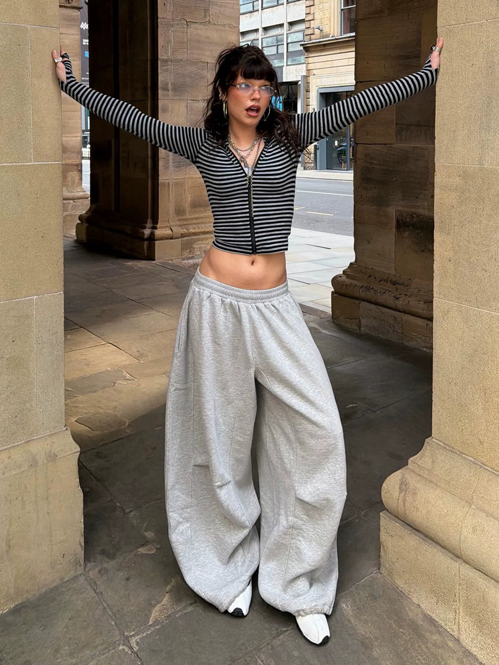 LaPose - Emmalina Baggy Curved Seam Sweatpants