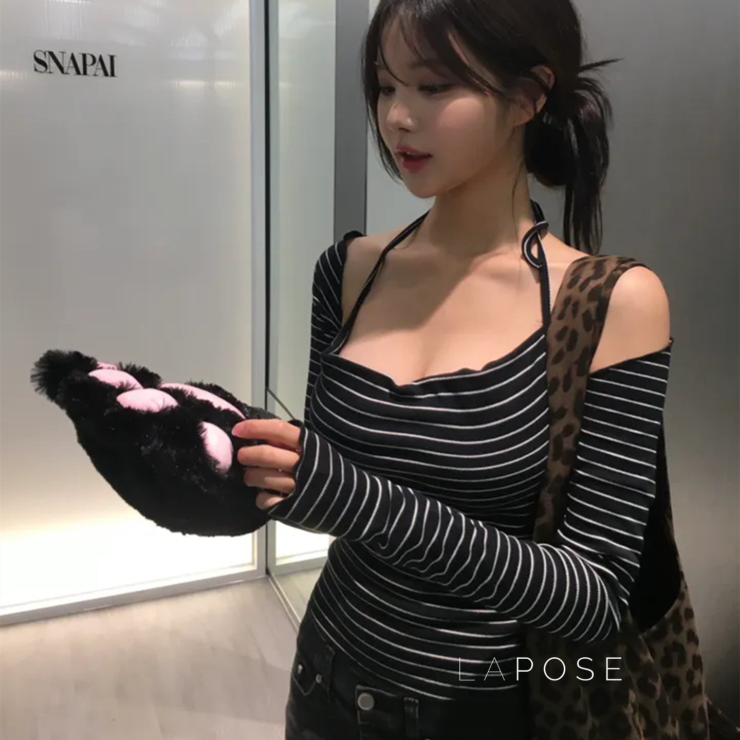 Estefani Halter Shawl Set [V6M1B307]