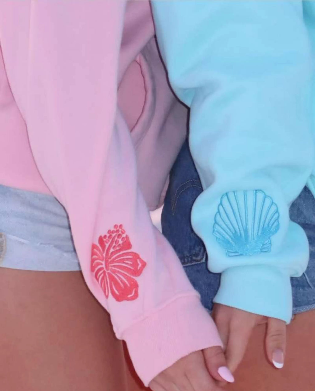 Estrella Waves Graphic Oversized Hoodie