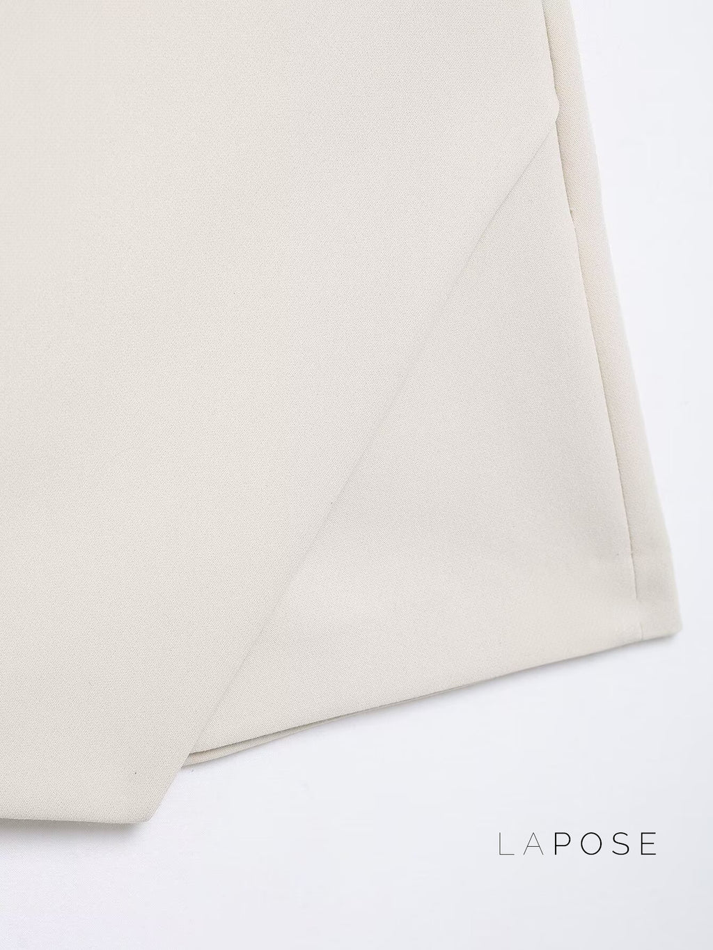 Everest Asymmetric Skort [ZDT64SEX]