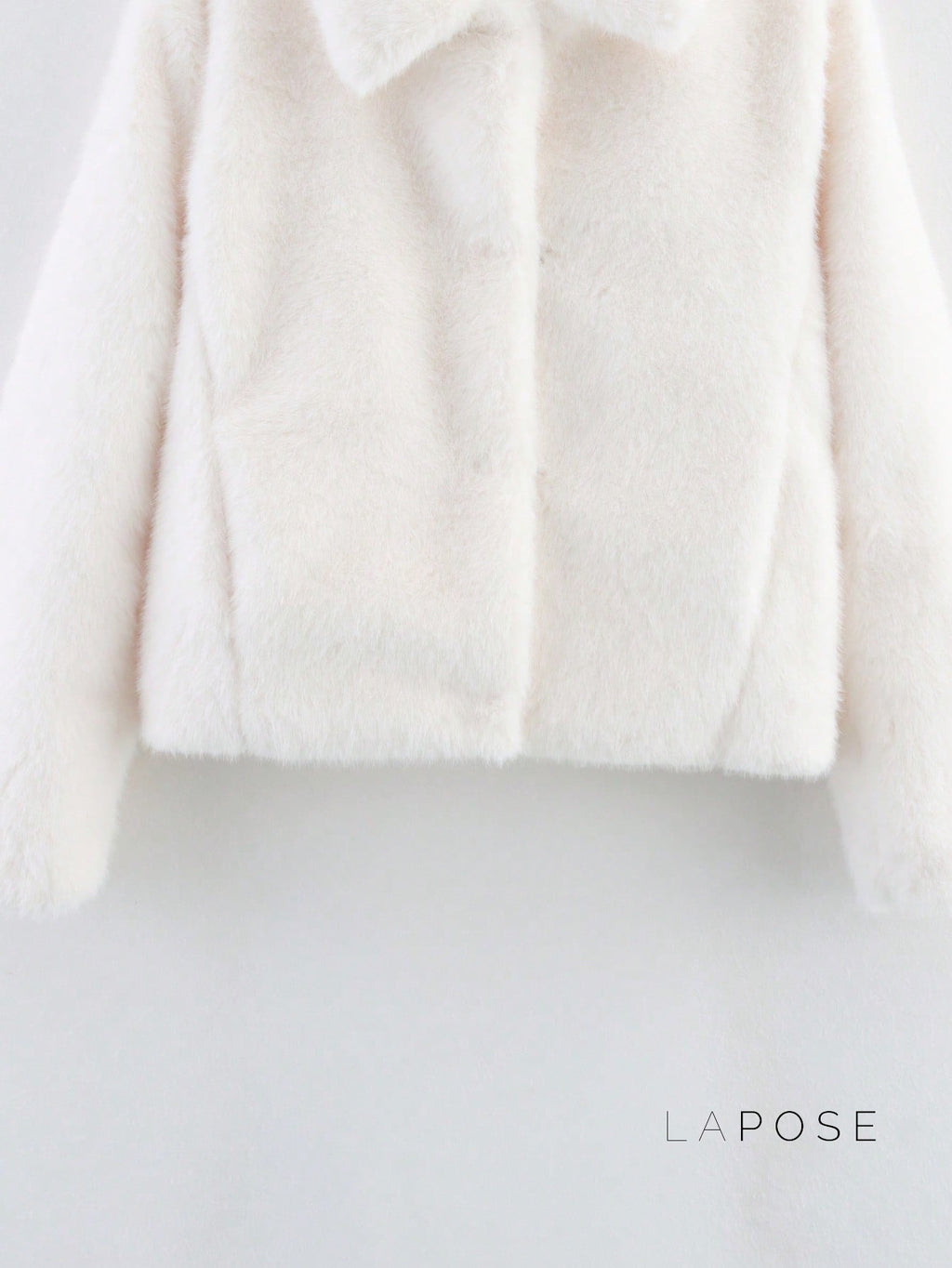 Ezmae Cropped Faux Fur Lapel Jacket [AVNO35SE]