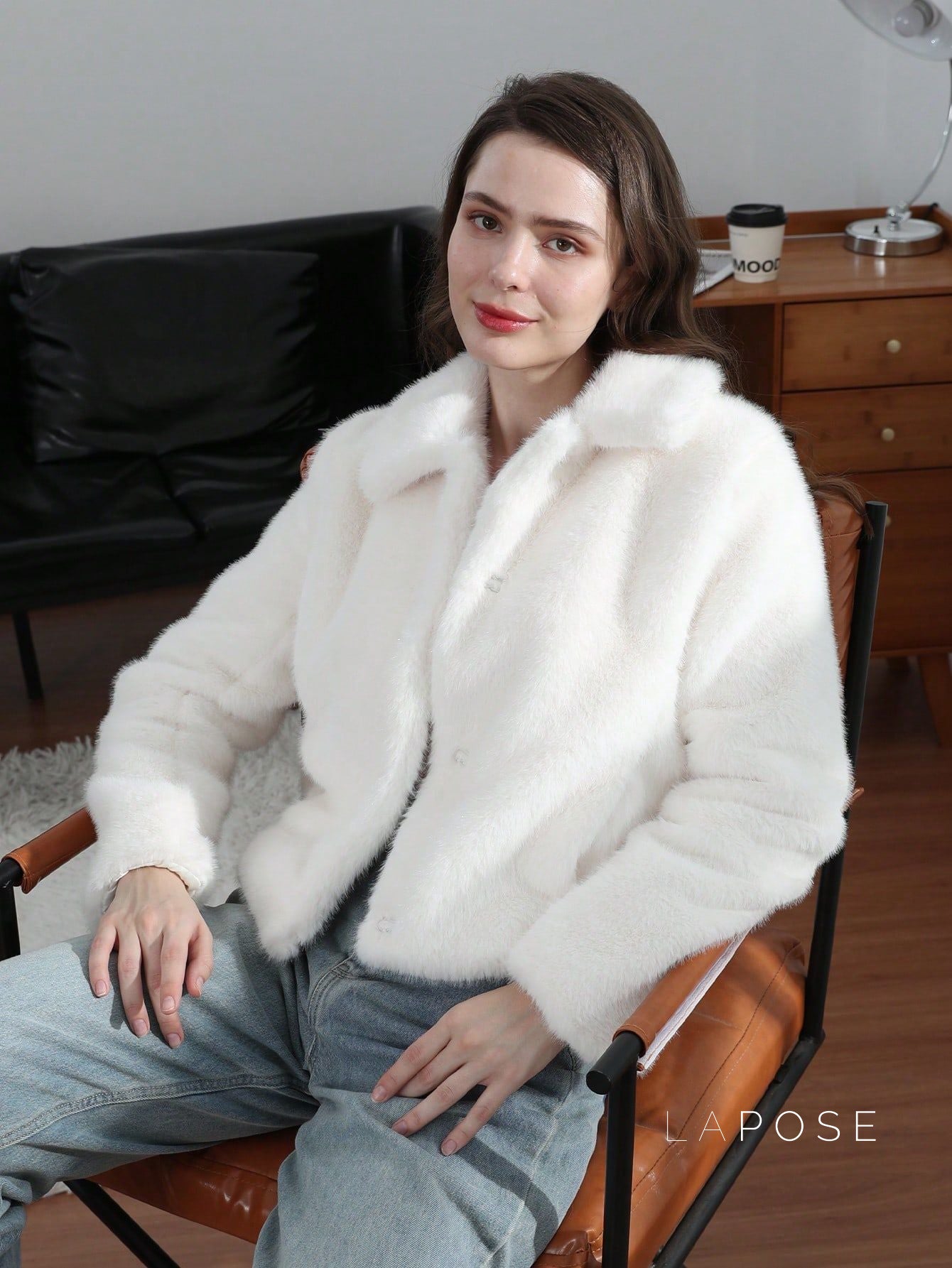 Ezmae Cropped Faux Fur Lapel Jacket [CWRIHYAH]