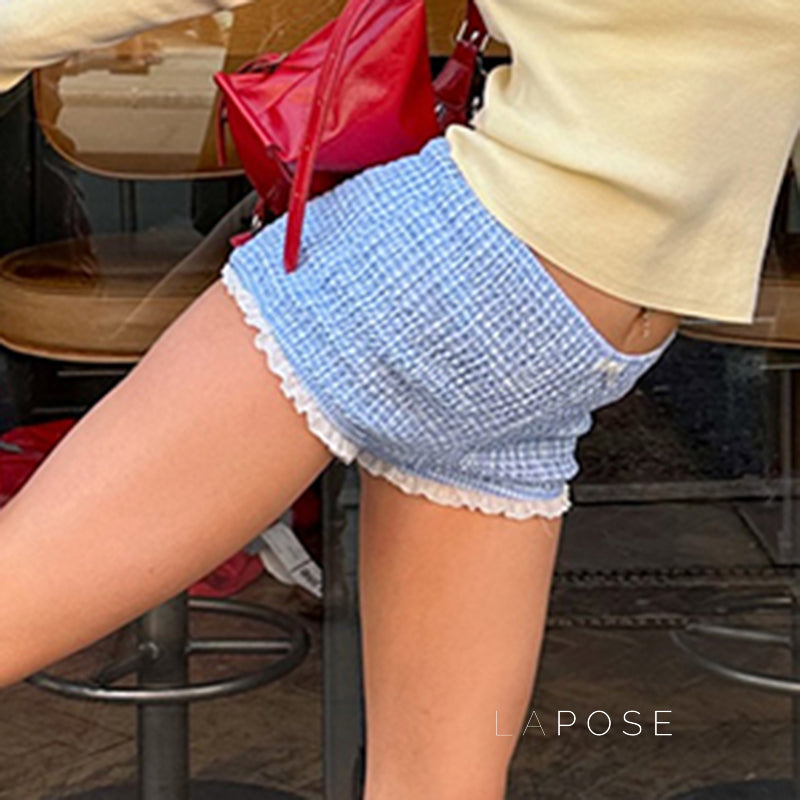 Farryn Scalloped Plaid Shorts [X8007N7T]