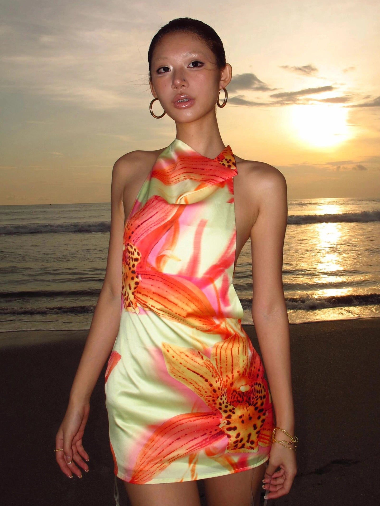 Floral Gradient Halter Mini Dress [QCMLR5PS]