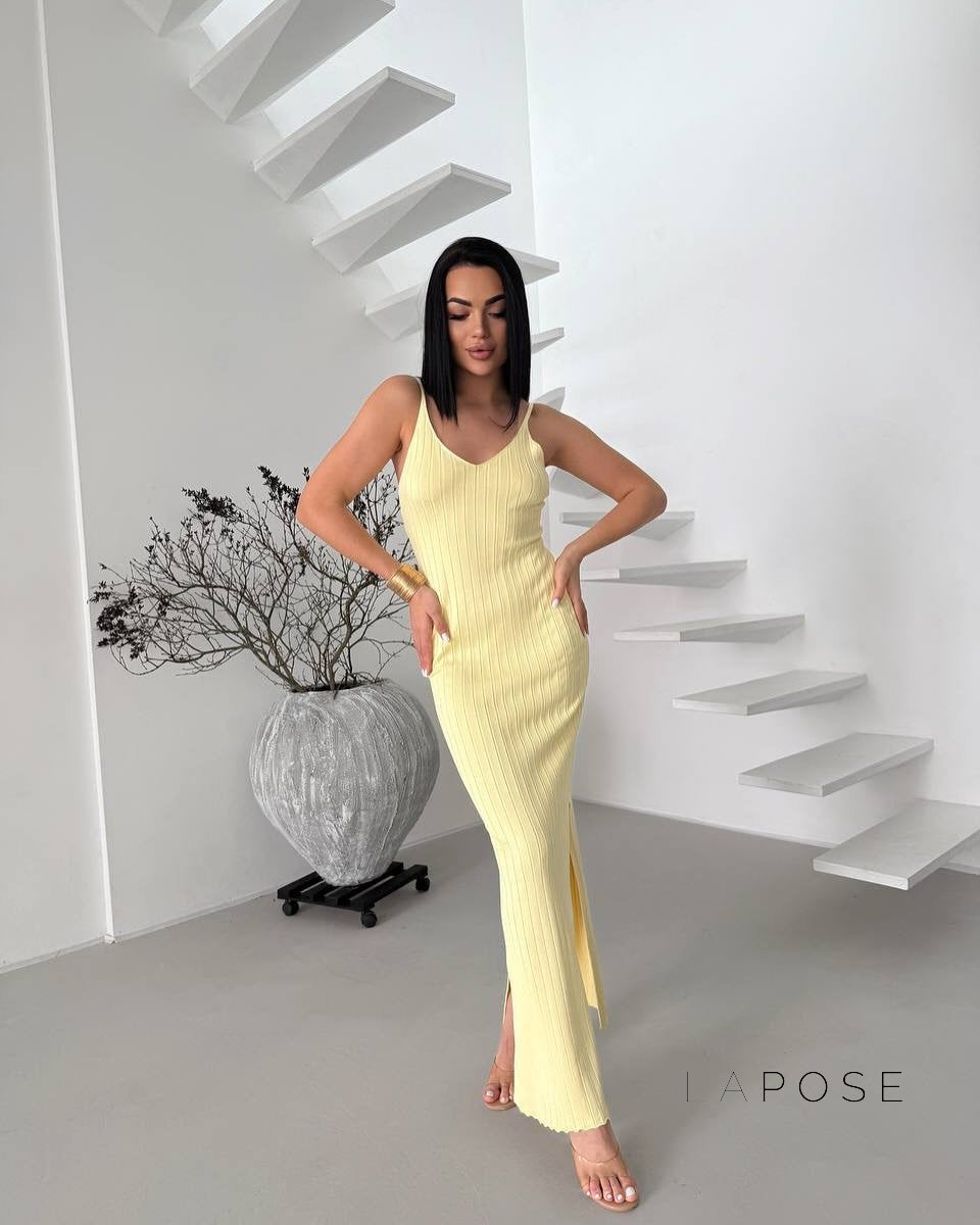 Halima Knit V-Neck Maxi Dress [5MDMINUN]