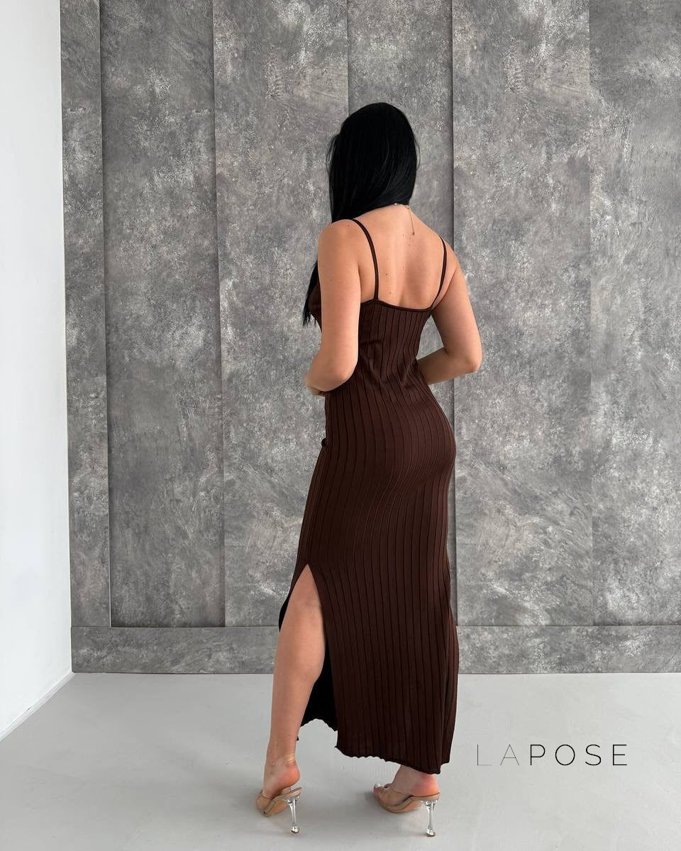 Halima Knit V-Neck Maxi Dress [KRFZ2F40]
