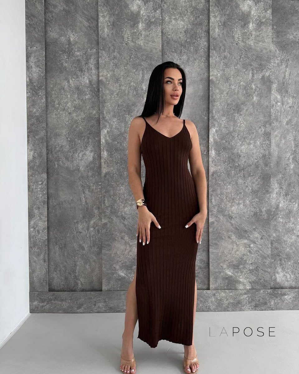 Halima Knit V-Neck Maxi Dress [2YXLWKE6]