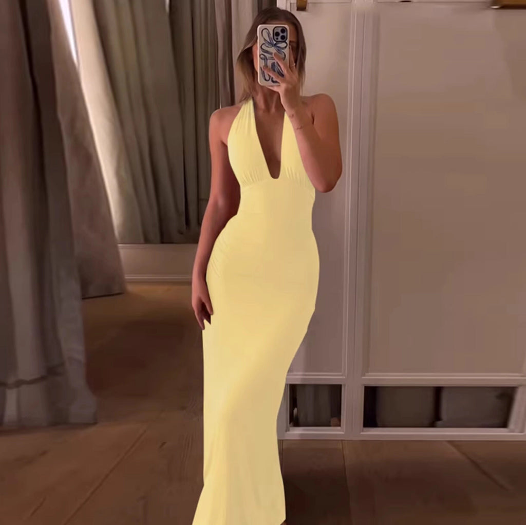 Halter Neck Pleated Maxi Dress [NUBS4XRU]