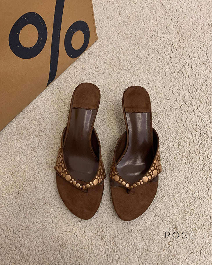 Hayven Retro Rivet Stiletto Sandals [TTFXIZQB]