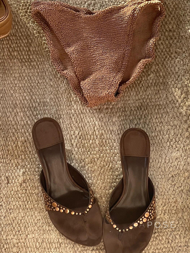 Hayven Retro Rivet Stiletto Sandals [LKZ3964U]