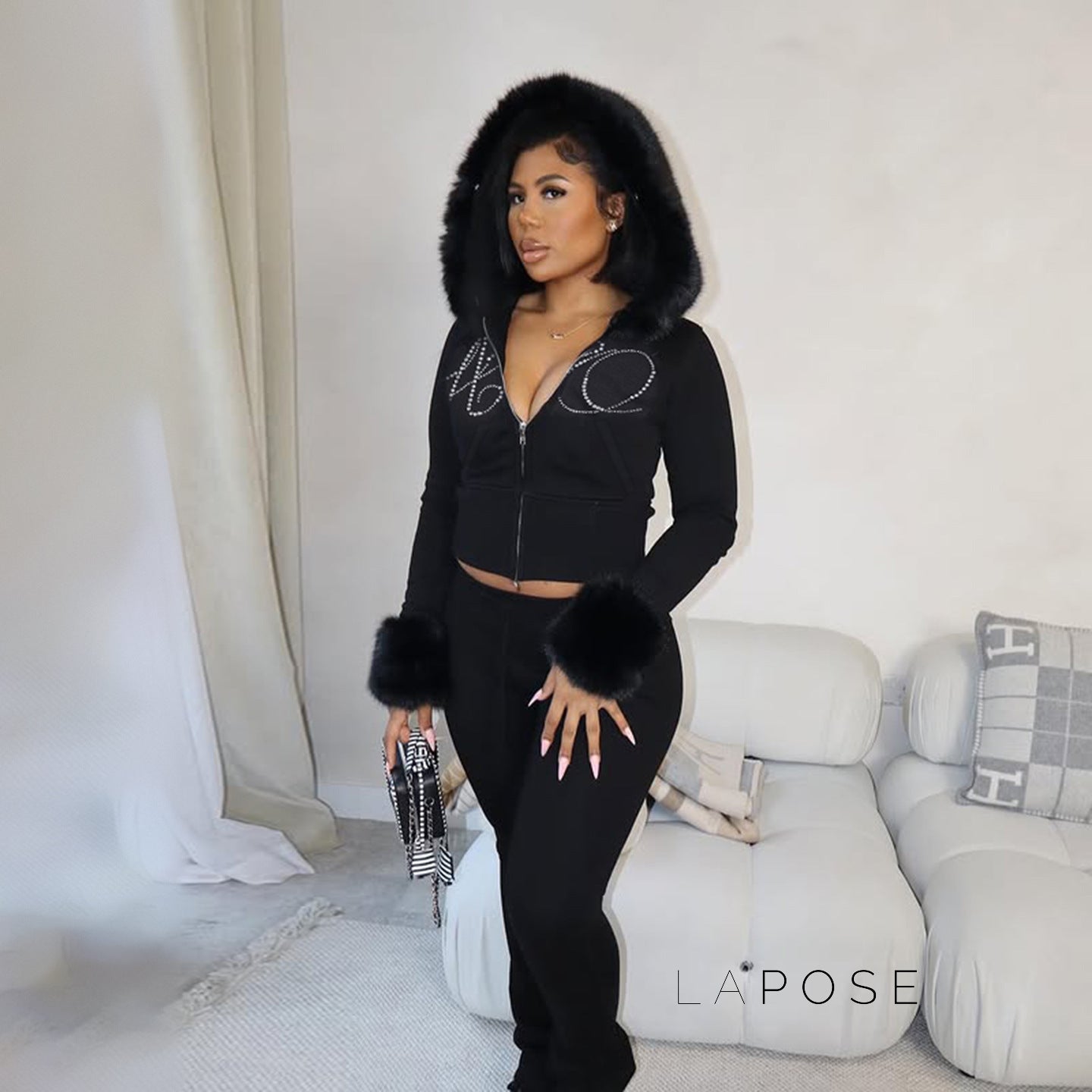 Hendrix Fluffy Rhinestone Lounge Set [UC35WX70]