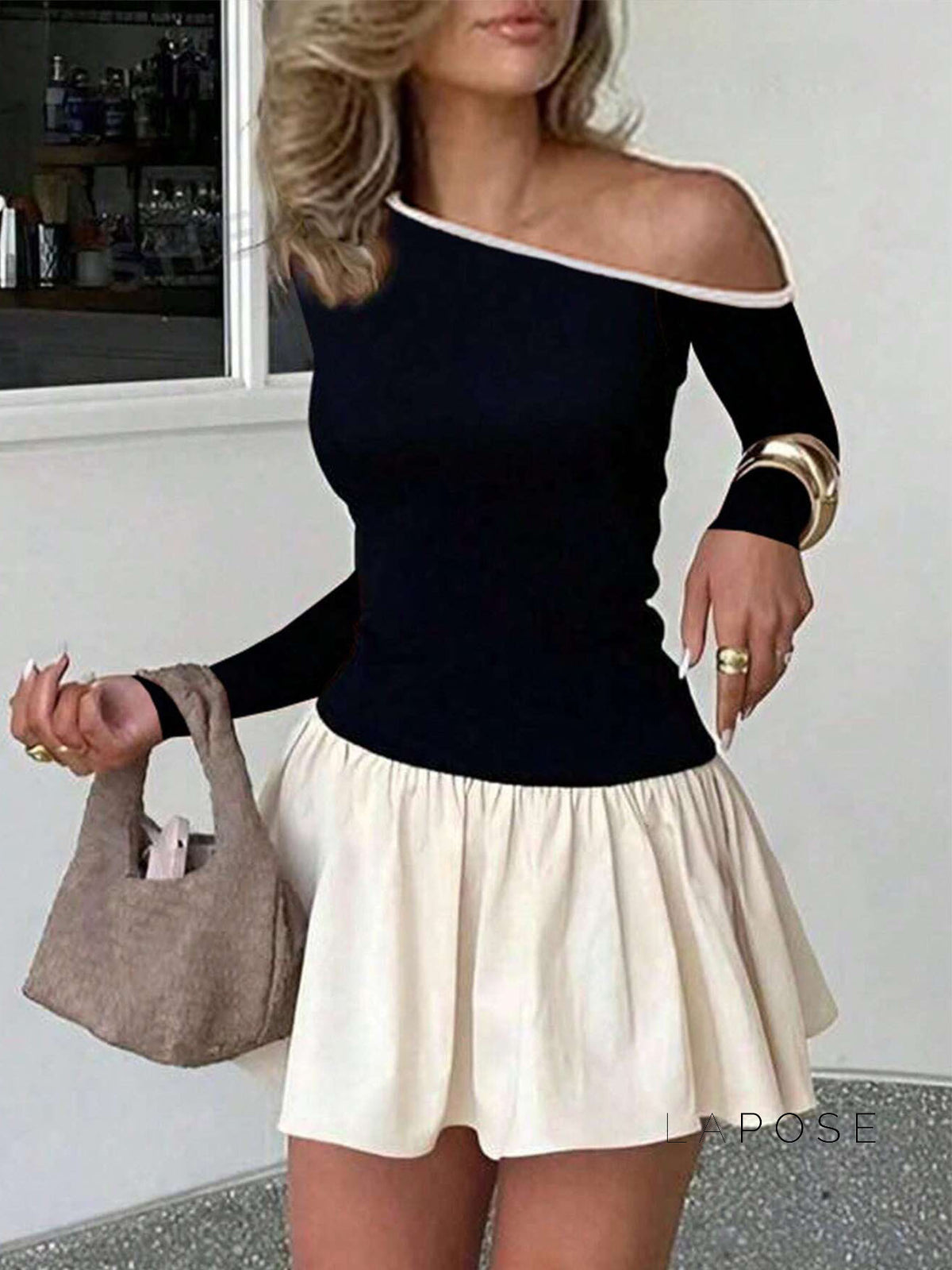 Isis Asymmetric Long Sleeve Crop Top [CSUSPGPP]