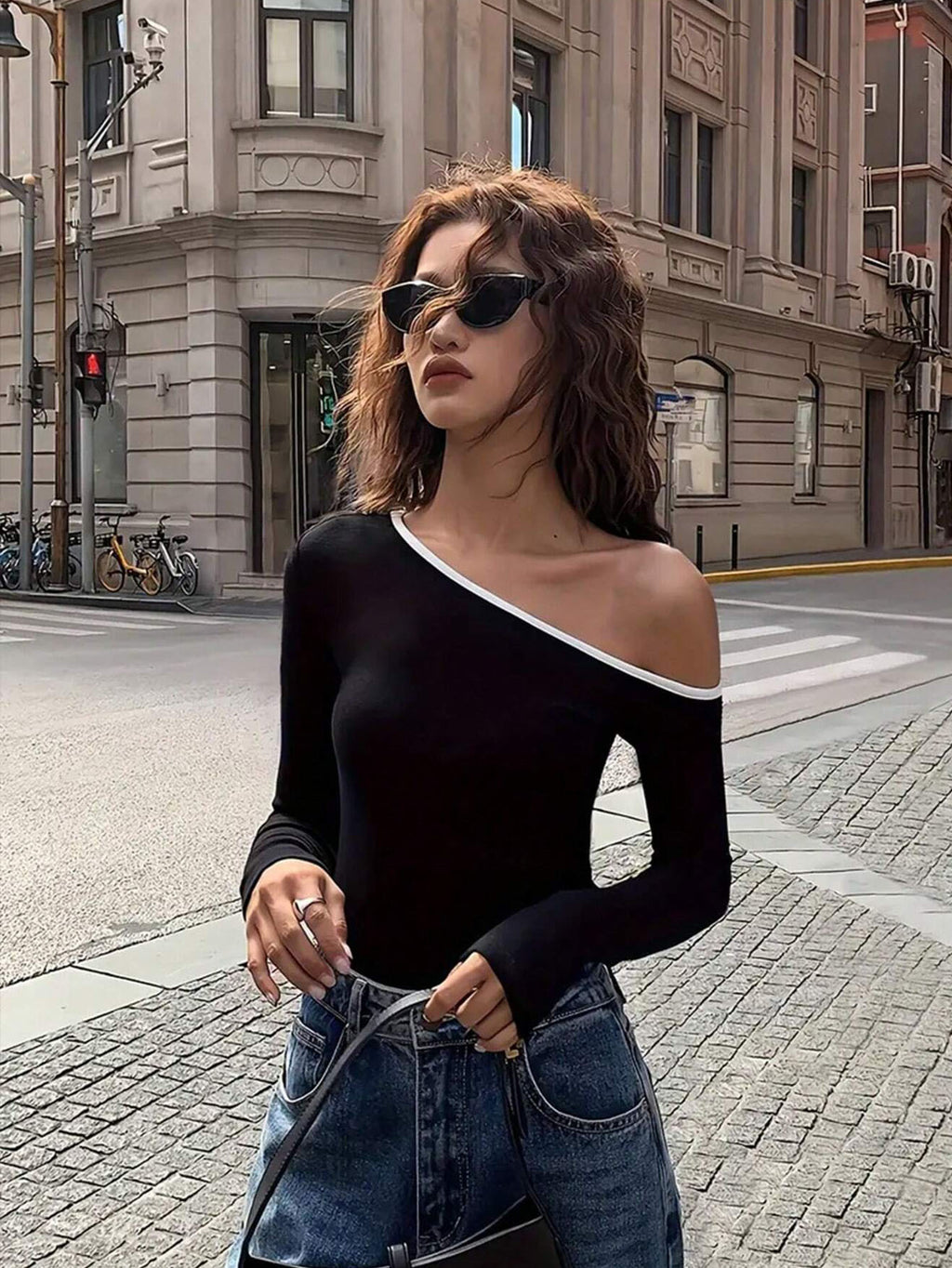 Isis Asymmetric Long Sleeve Crop Top [6EM3OZEB]