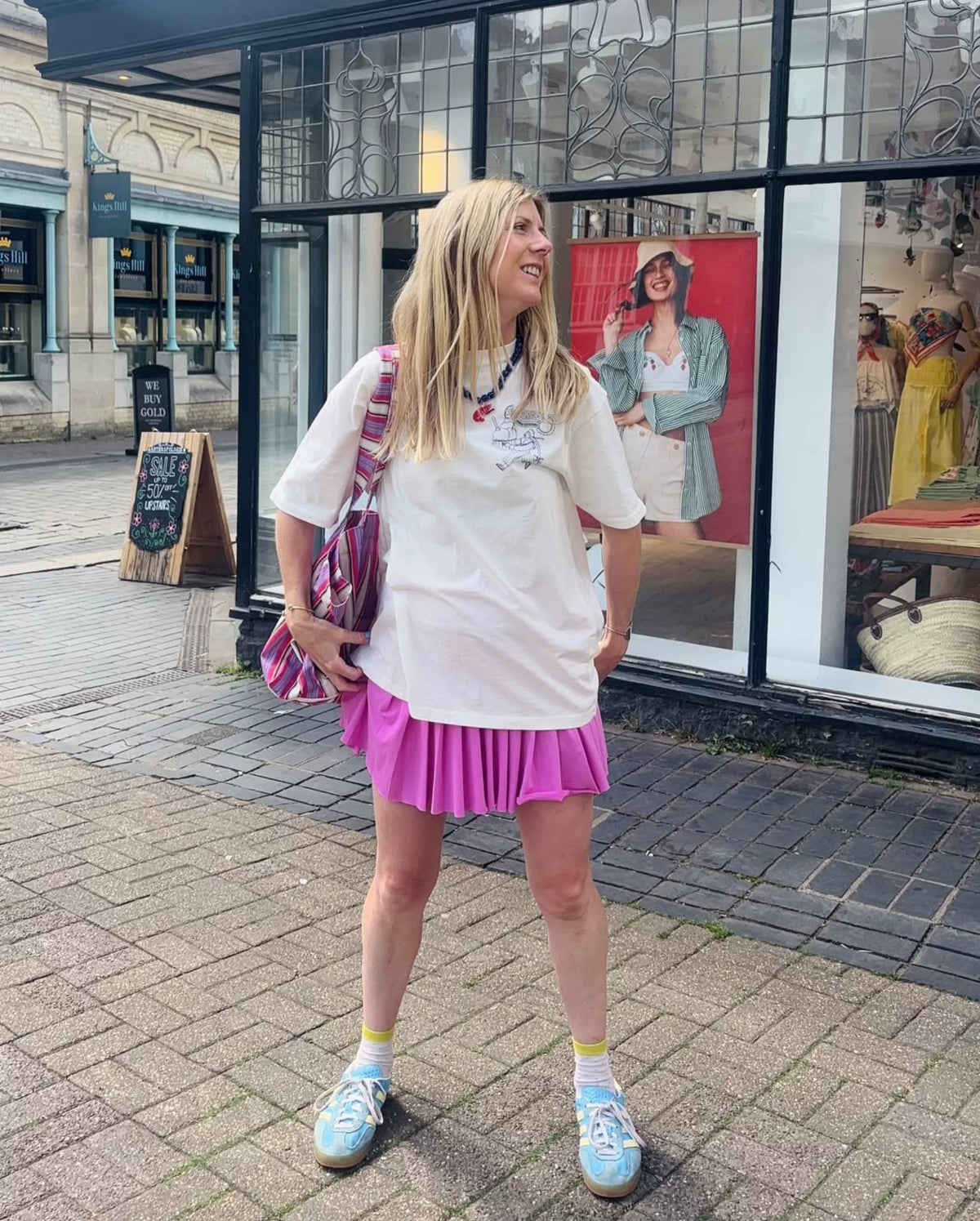 Izabela Gelateria Graphic Oversized T-Shirt