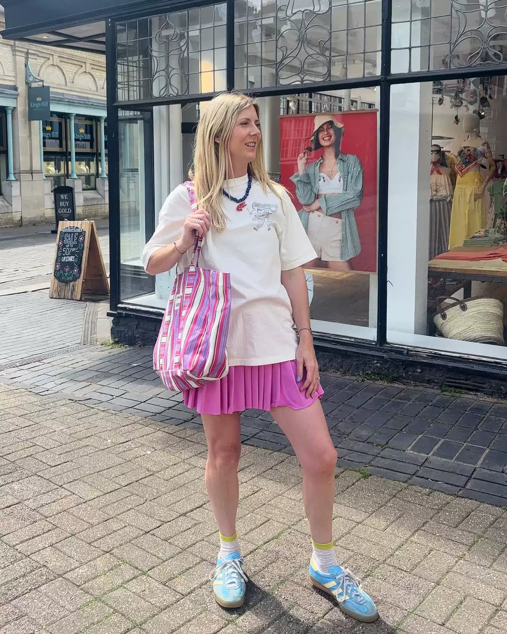 Izabela Gelateria Graphic Oversized T-Shirt