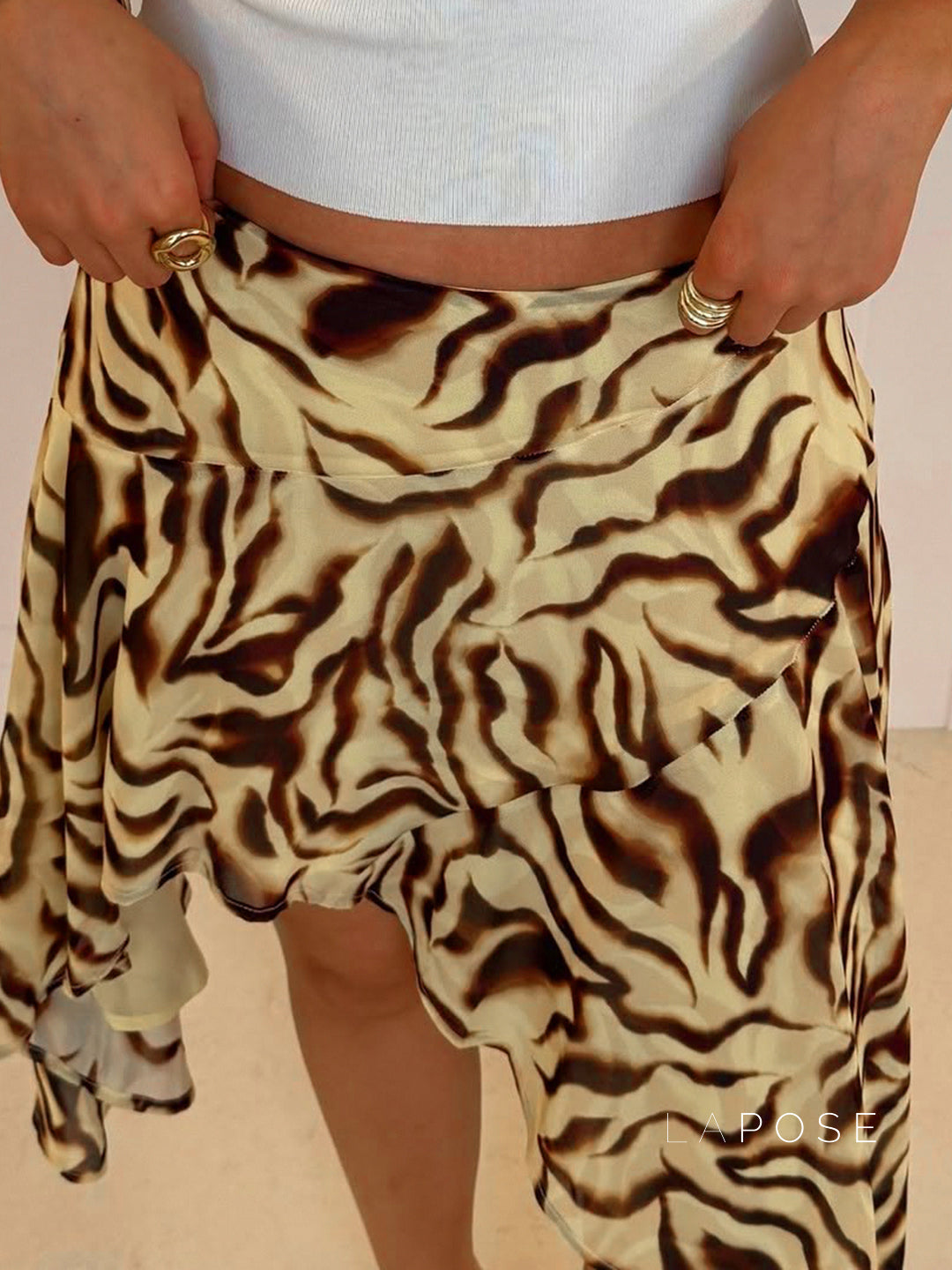 Jannat Retro Ripple Midi Skirt [CM7SODZF]