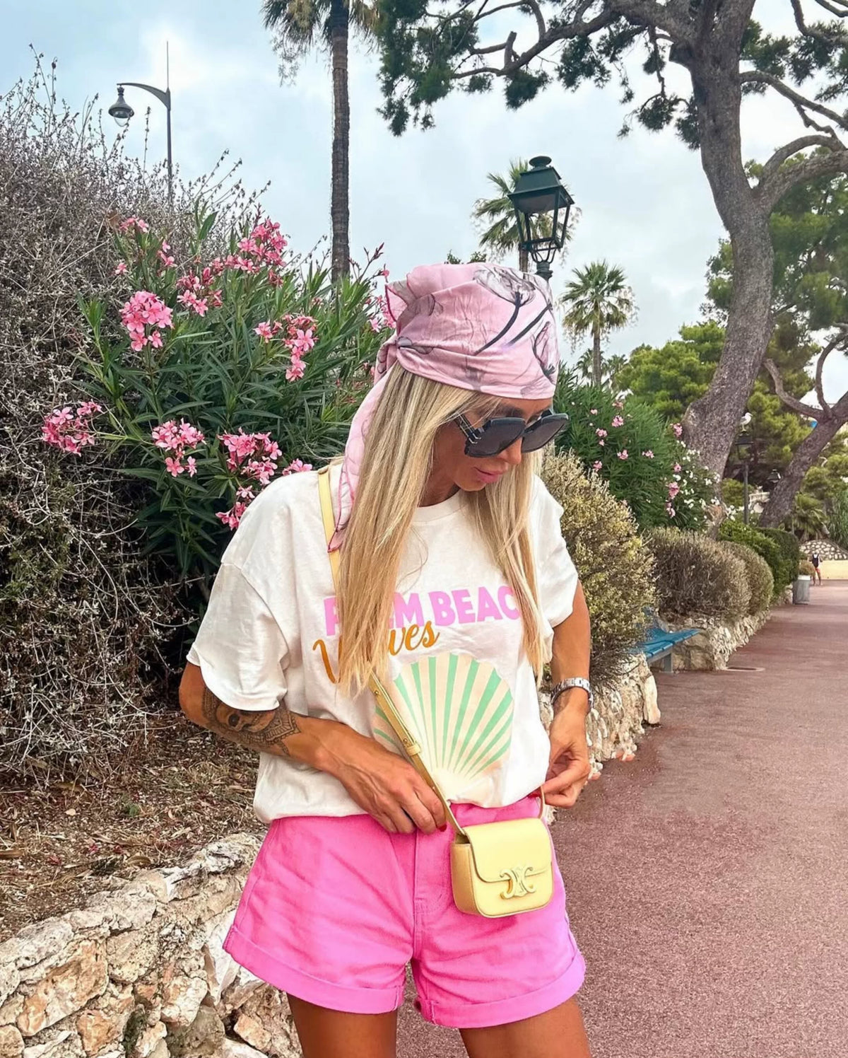 Jocelynn Oversized Shell Graphic T-Shirt