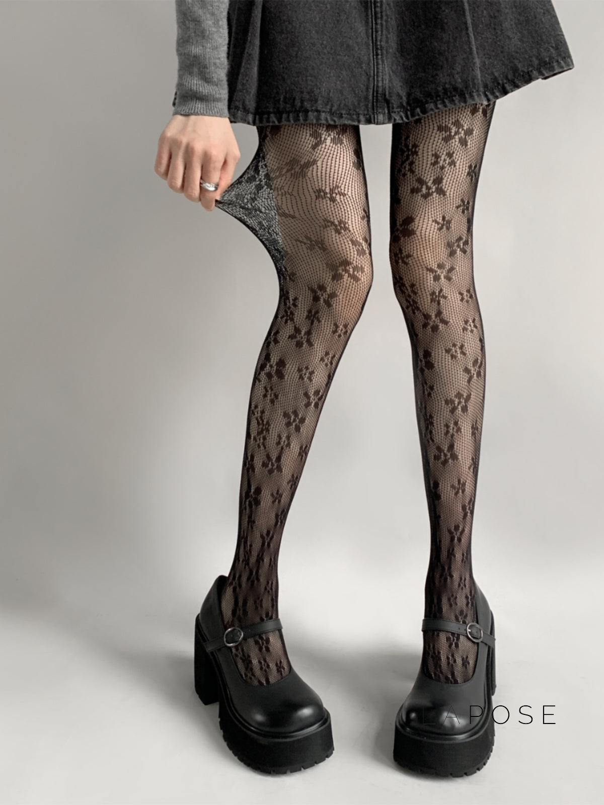 Kaleyah Sheer Lace Print Tights [HHKBNGNV]