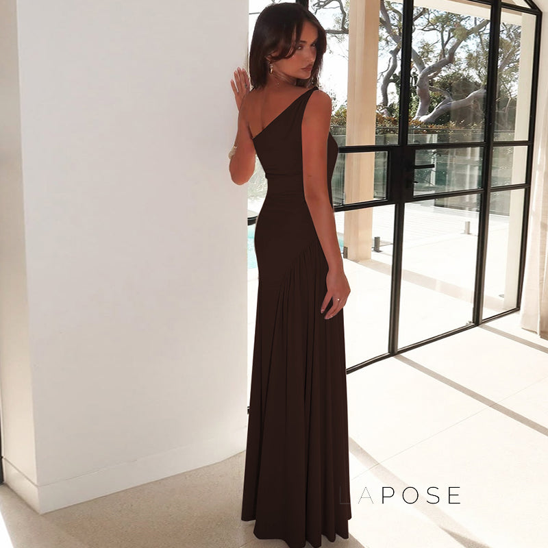 Kamoni One-Shoulder Ruched Maxi Dress [LFMIM4QG]