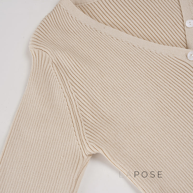 Karaline Ribbed Knit V-Neck Top [FZKEO5S5]