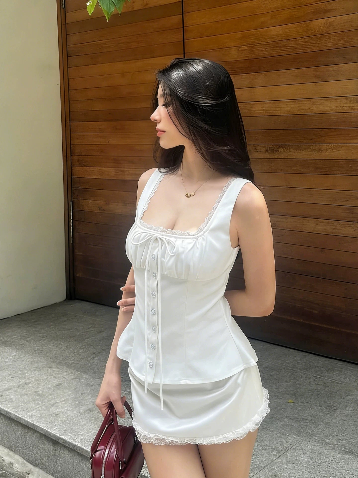 LaPose - Kelis Lace Trim Ruched Tank