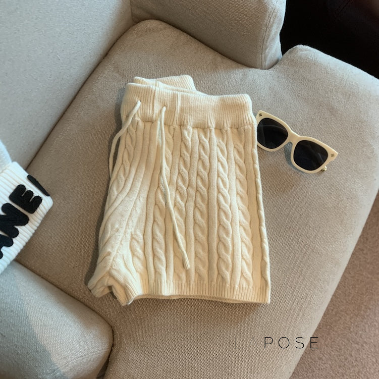 Khyla Cozy Wide-Leg Shorts [LRNC4C13]