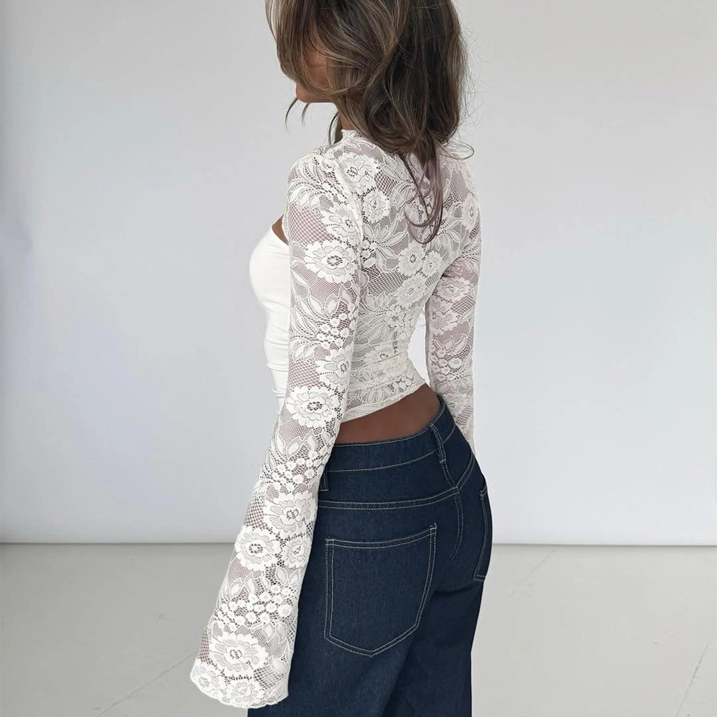 Lace Patchwork Flared Sleeve Top [IDUHORH9]