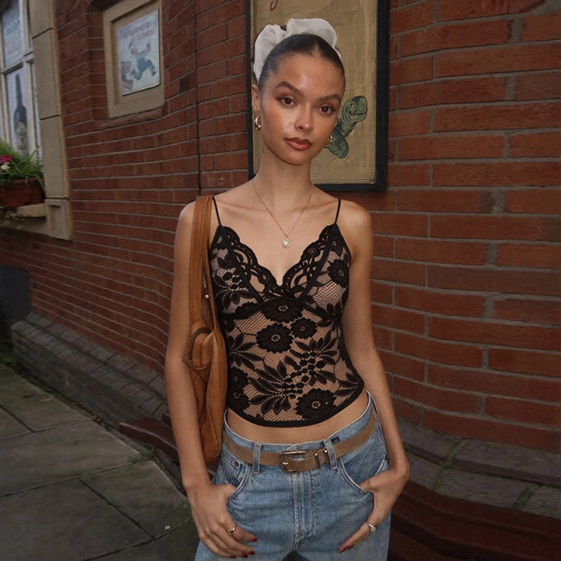 Lace See-Through V-Neck Camisole [XTK9V9L9]