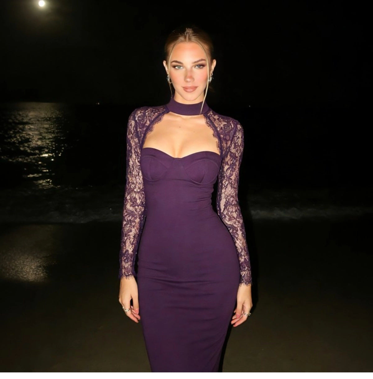 Lace Slit Maxi Dress [F7L4HDF5]