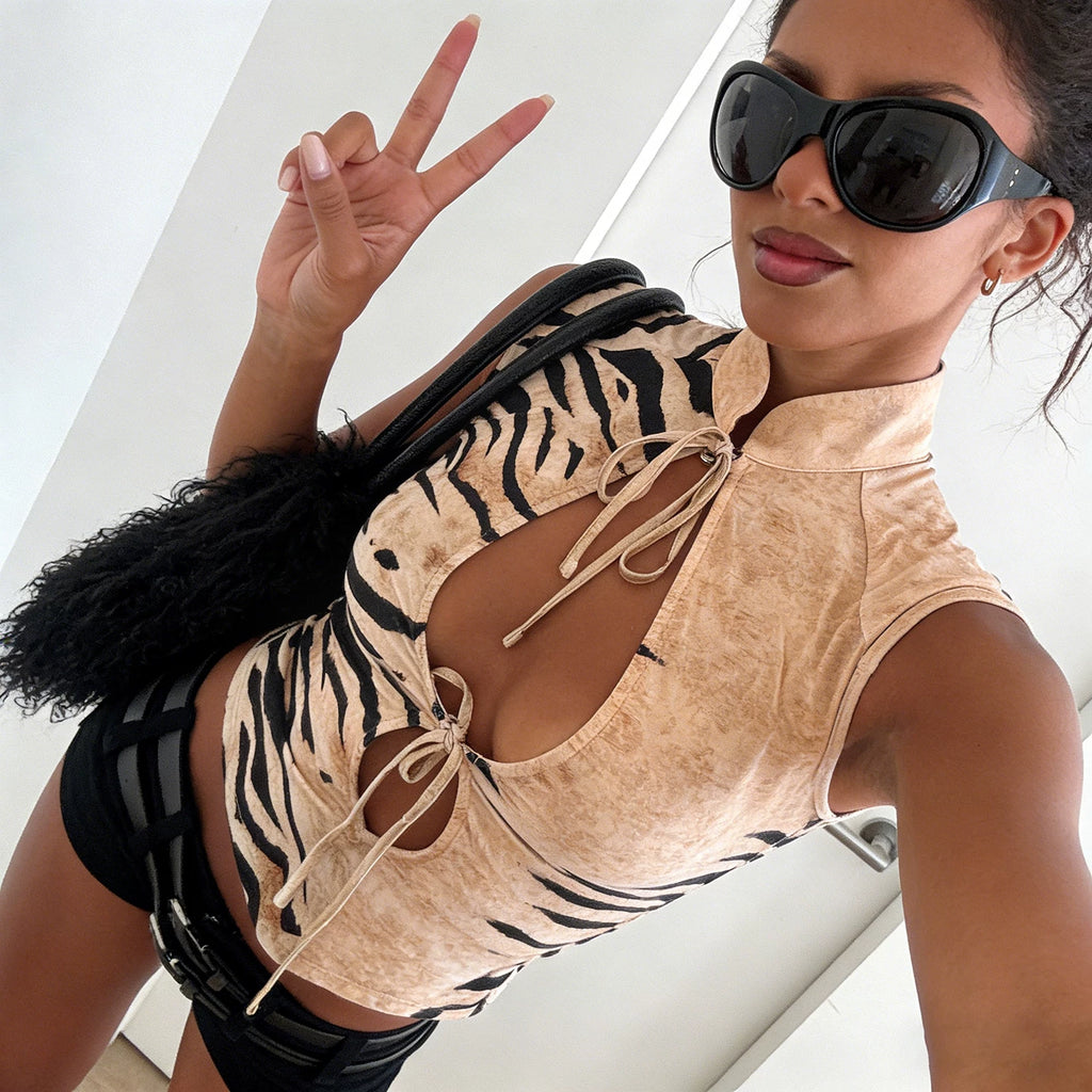 LaPose - Laiyla Zebra Print Cutout Top