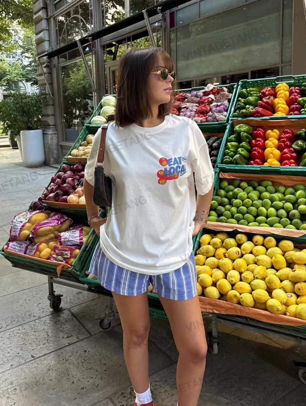 Lanora Vintage Doodle Graphic T-Shirt