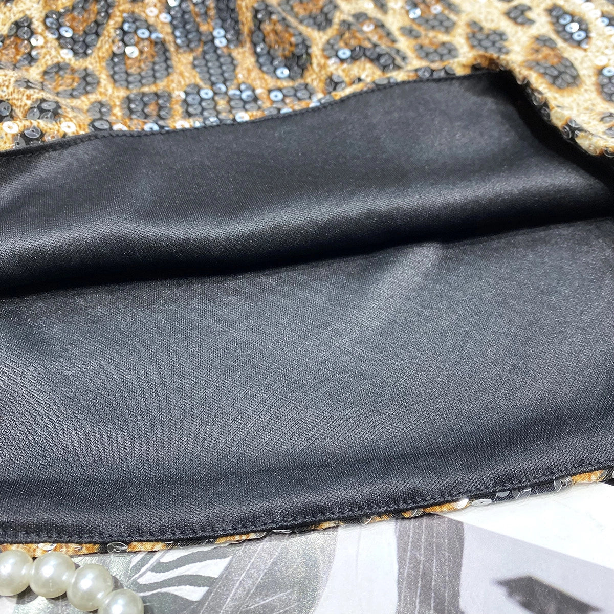Leopard Sequin Low-Waist Mini Skirt [HZV9V1BQ]