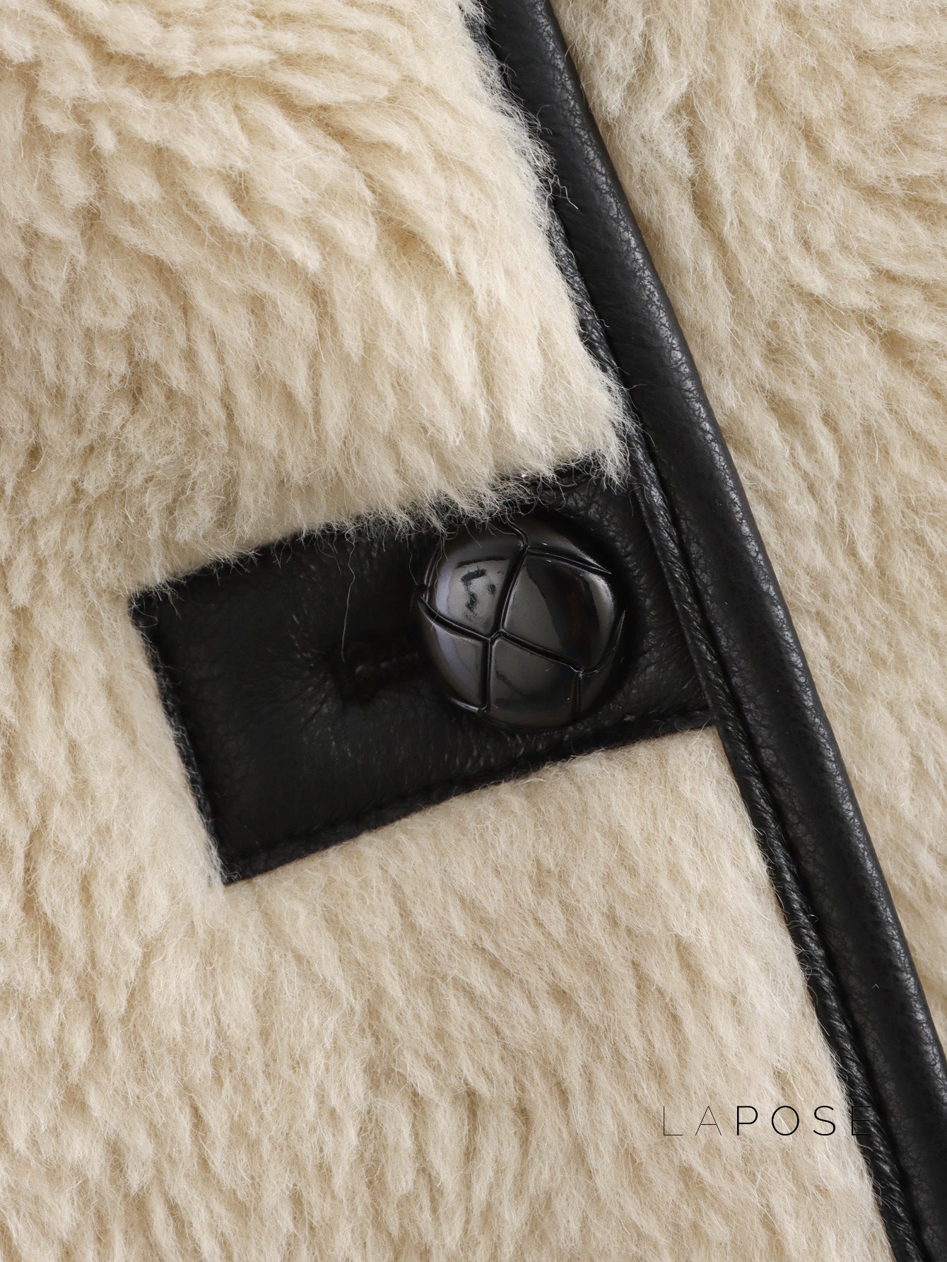 Loghan Faux Fur Coat [MC7UIOR9]