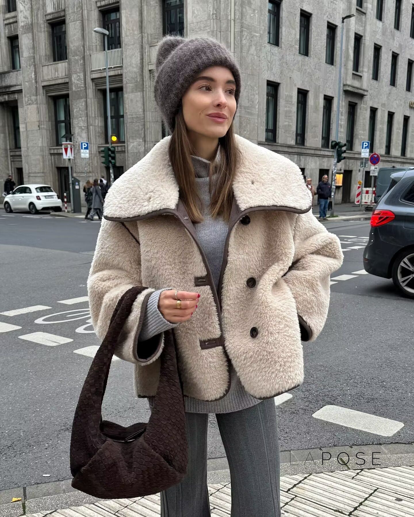 Loghan Faux Fur Coat [DQLQOAMJ]