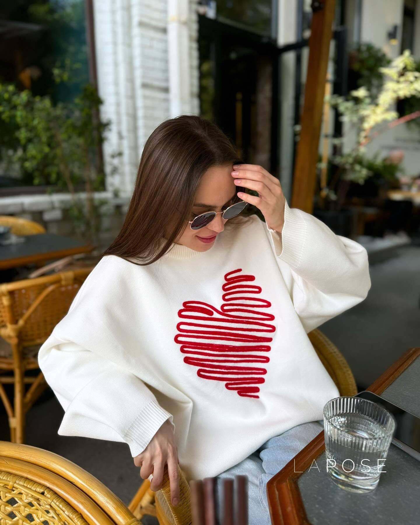 Makenzie Loose Heart Pullover Sweater [YBNJFD7P]