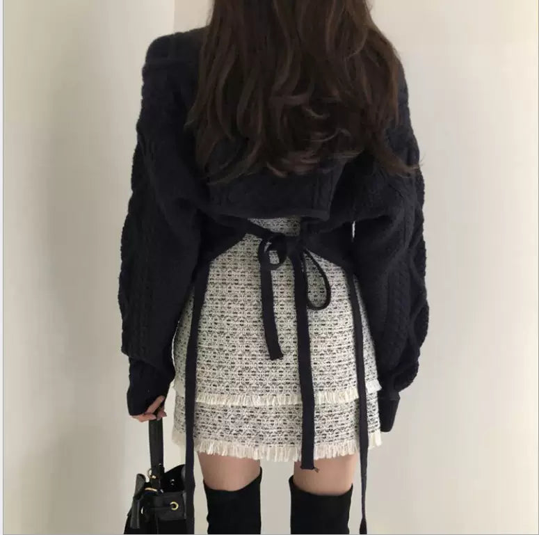 LaPose - Makiyah Tie Back Cable Sweater - Black Color