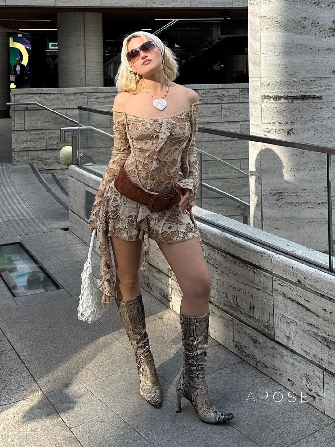 Malayshia Distressed Off-Shoulder Mini Dress [3D3MUC3S]