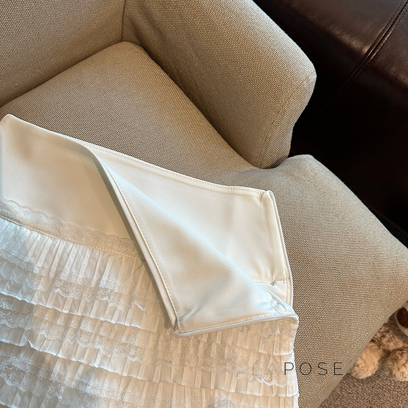 Maliah Tiered Lace Mini Skirt [865Z1C3F]